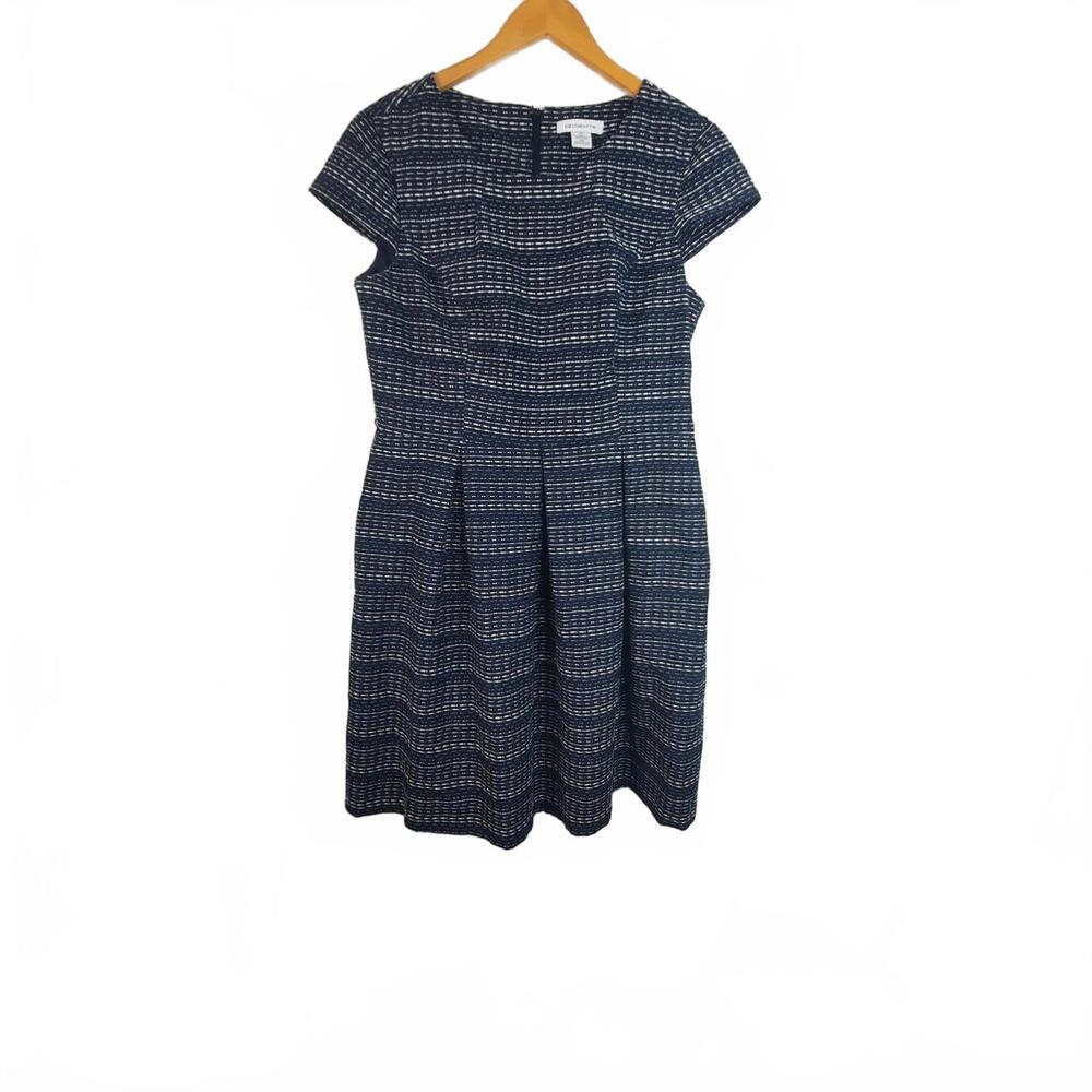 Liz Claiborne Women's Navy Blue Pleated Midi‎ Dress Size 14